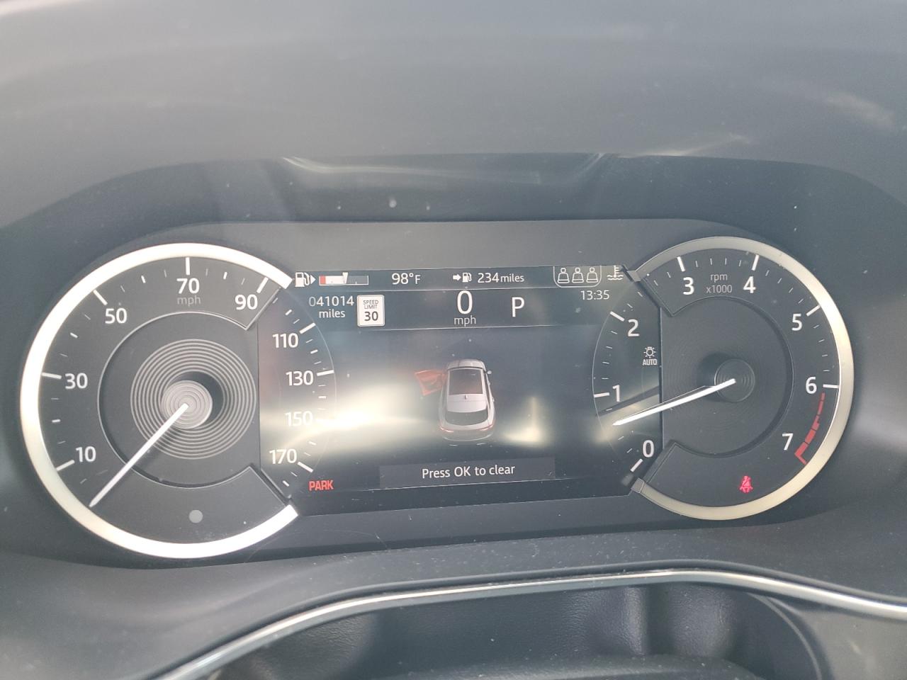 Фото BMW X1 xDrive25Li