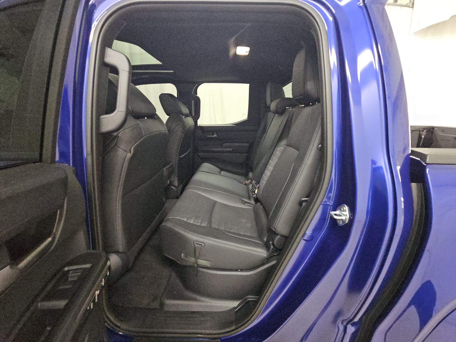 Фото 2025 Toyota Tacoma TRD Sport Crew Cab Medium Bed