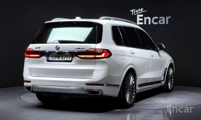 Фото BMW X7 xDrive40i Pure Excellence 6-seater